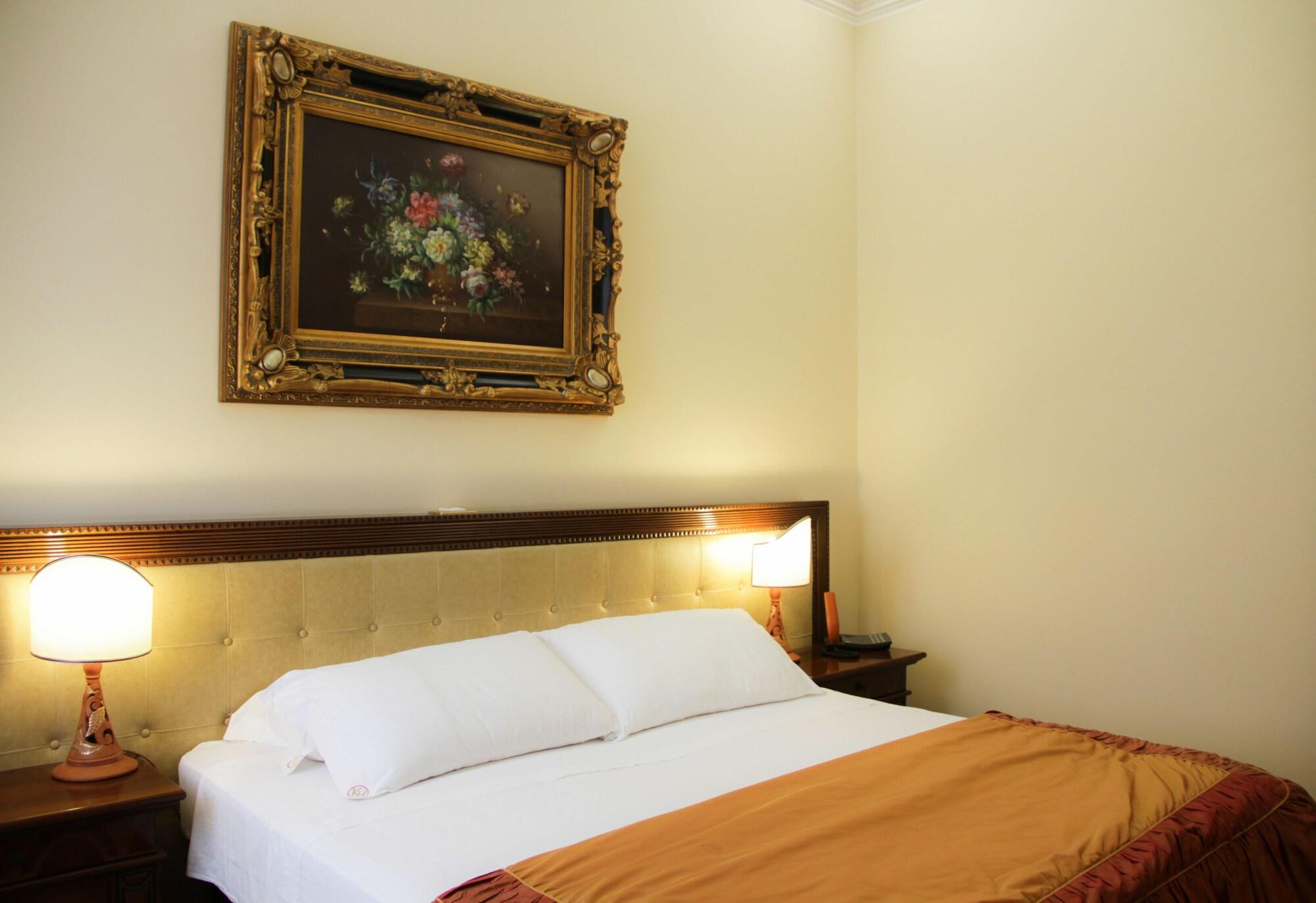 Kelina Charme Hotel Cellino San Marco Buitenkant foto